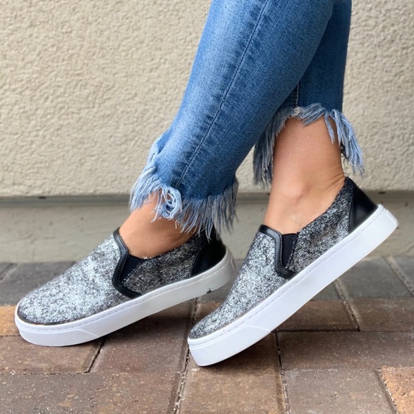 NIB Metallic Faux Pony Hair Fur Slip On Sneakers - Picture 4 of 8